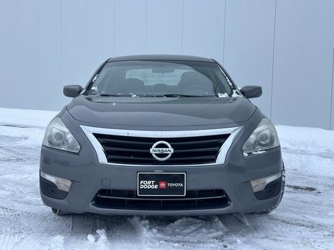 Used 2015 Nissan Altima 2.5 S w/ Special Edition Package image 7