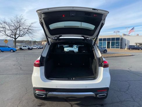 Used 2024 Mercedes-Benz GLE 450e 4MATIC image 9