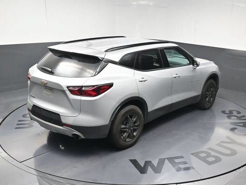 Used 2022 Chevrolet Blazer LT FWD image 17