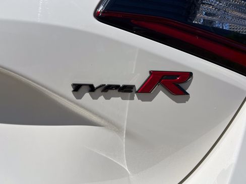 Used 2025 Honda Civic Type R image 22