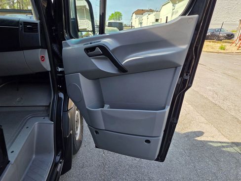 Used 2018 Mercedes-Benz Sprinter 2500 w/ Driver Efficiency Package image 29