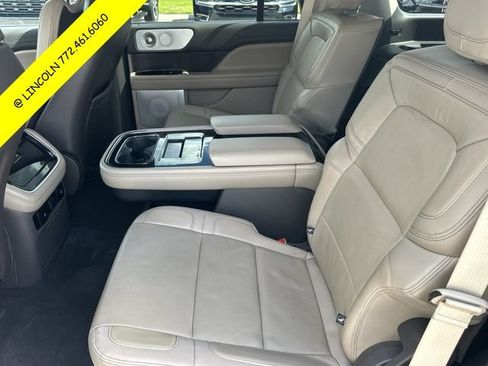 Used 2023 Lincoln Navigator Reserve RWD image 16