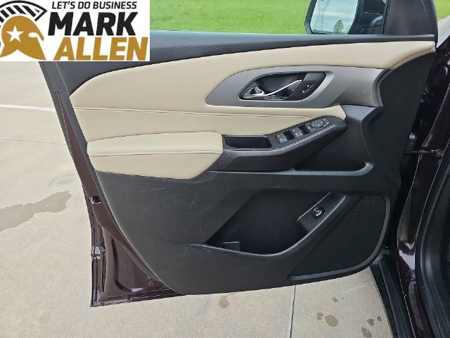 Used 2023 Chevrolet Traverse LT FWD image 21