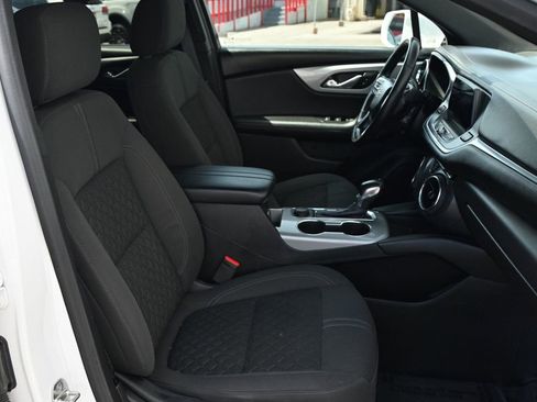 Used 2019 Chevrolet Blazer LT image 13