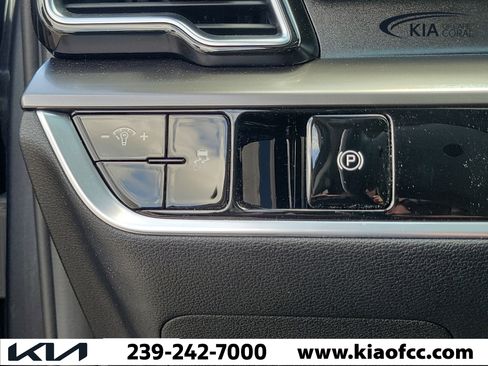Certified 2023 Kia Sportage EX FWD image 23