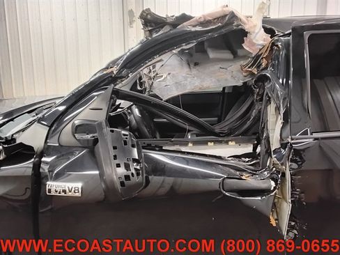 Used 2021 Toyota Tundra SR5 w/ TRD Off-Road Package AWD/4WD image 18
