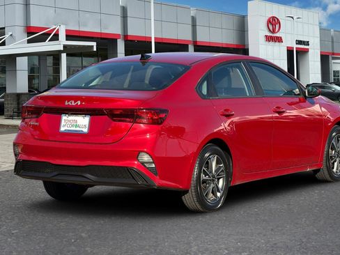 Used 2024 Kia Forte LXS image 4