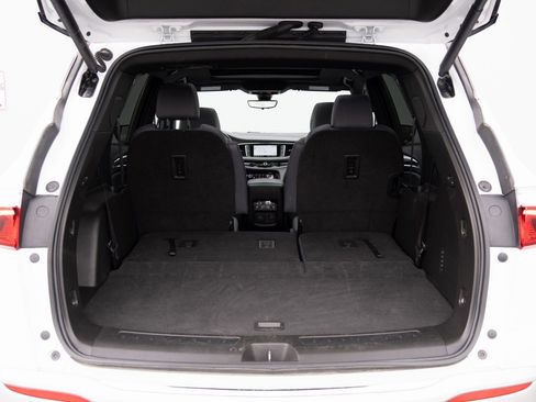 Used 2023 Buick Enclave Premium image 27