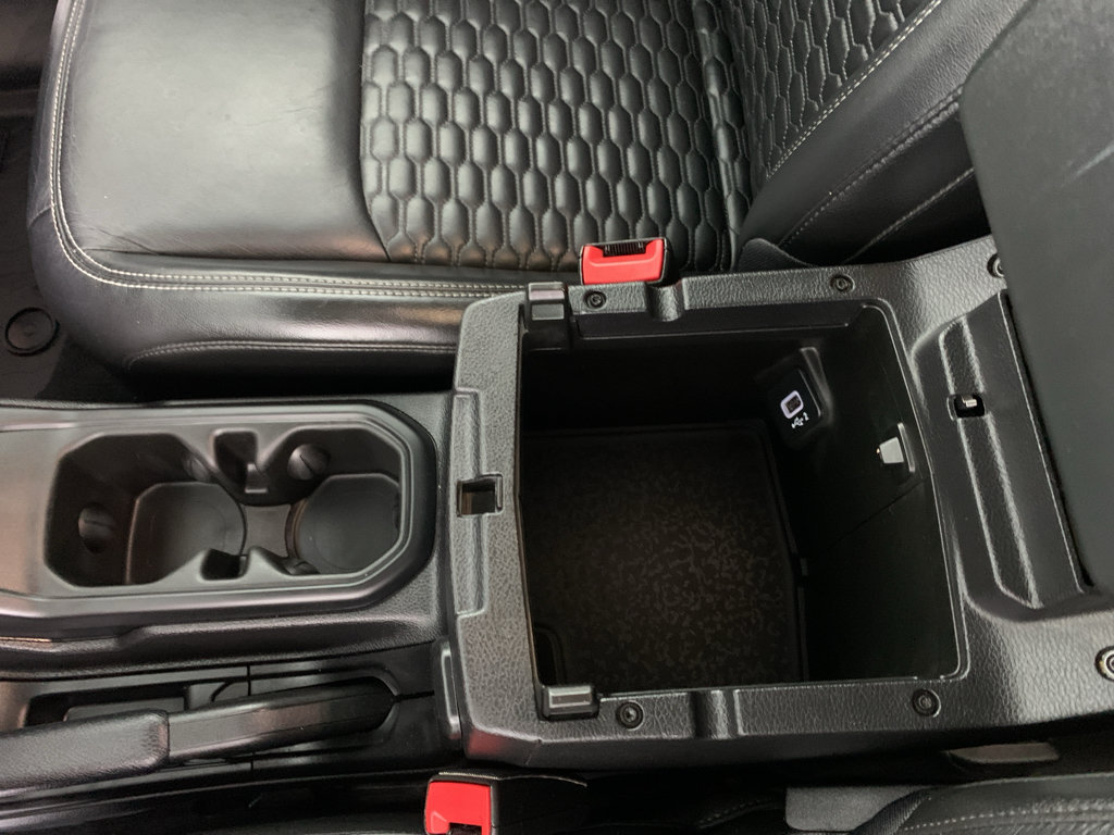 Used 2019 Jeep Wrangler Unlimited Sahara AWD/4WD image 28