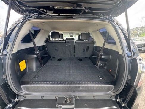 Used 2016 Toyota 4Runner Limited image 3