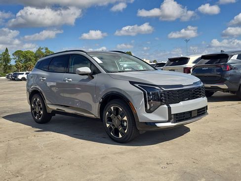 New 2026 Kia Sportage SX AWD/4WD image 2