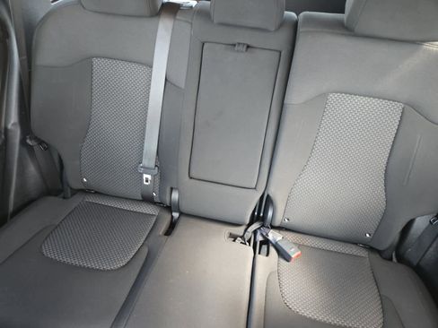 Used 2023 Kia Sportage LX AWD/4WD image 13