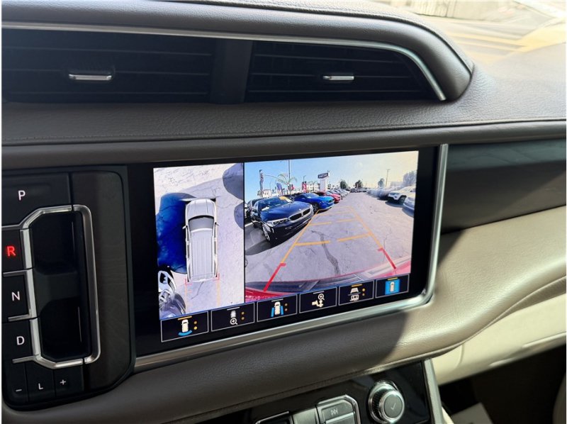 Used 2021 GMC Yukon Denali w/ Denali Premium Package AWD/4WD image 65