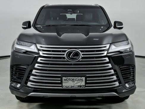 Used 2025 Lexus LX 700h Luxury AWD/4WD image 5