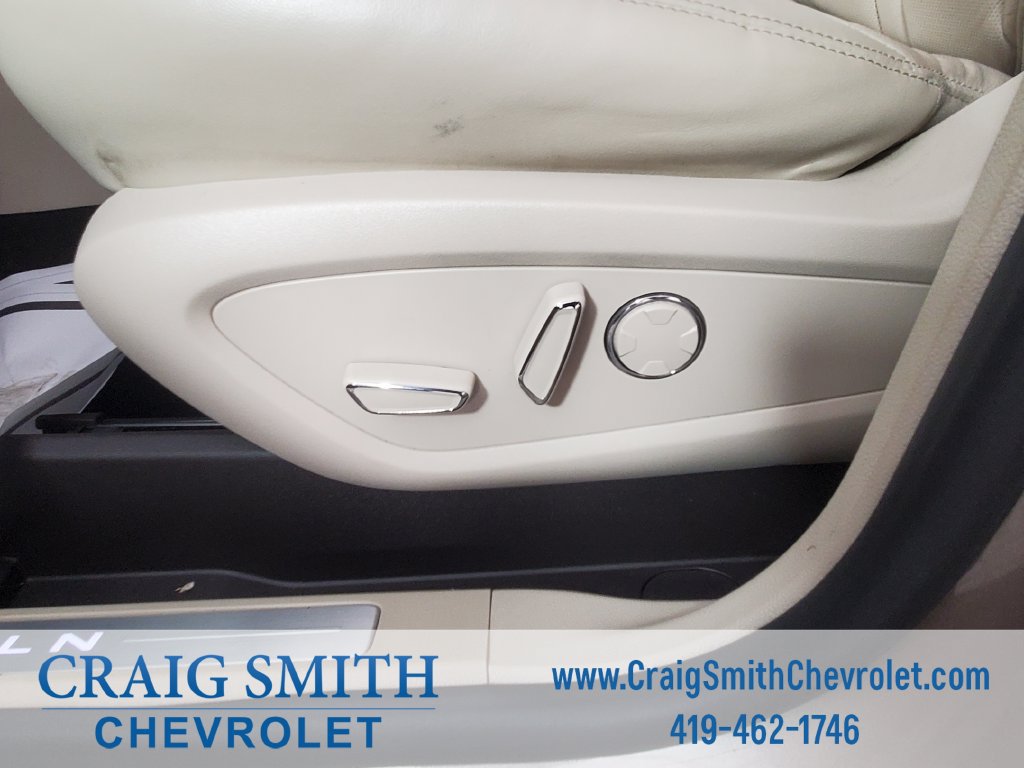 Used 2019 Lincoln MKC Select FWD image 11