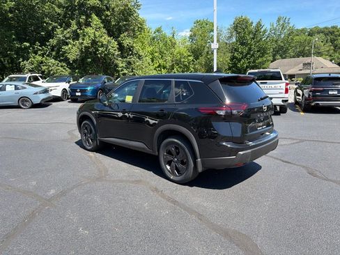 New 2026 Nissan Rogue SV w/ Cold Weather Package AWD/4WD image 3