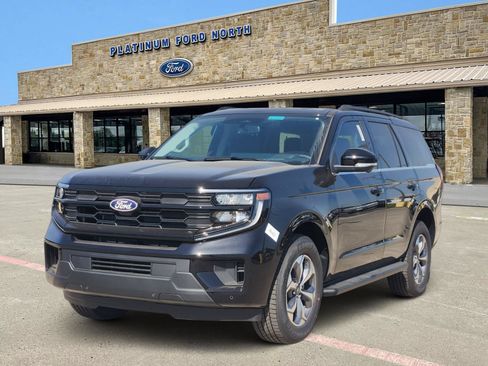 New 2027 Ford Expedition Active RWD image 2