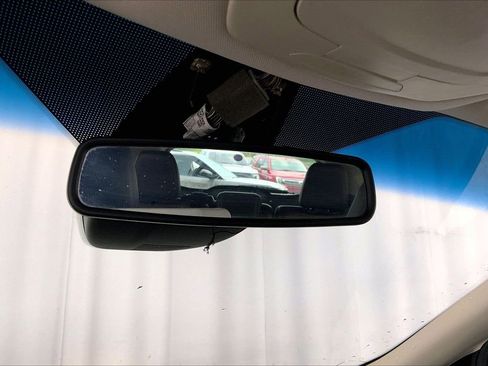 Used 2019 Ford Escape Titanium image 17