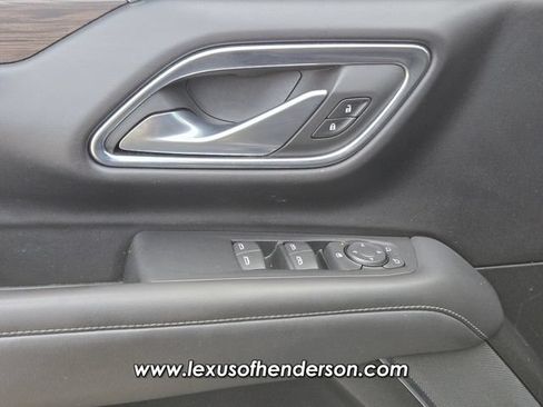 Used 2022 Chevrolet Suburban LS RWD image 20