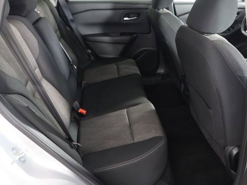 Used 2024 Nissan Rogue SV image 20