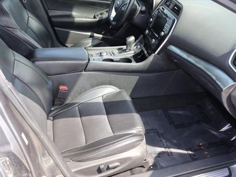 Used 2021 Nissan Maxima 3.5 SV w/ Floor Mat Group image 13
