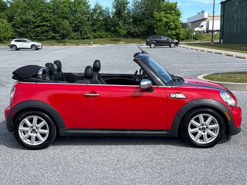 Used 2011 MINI Cooper S FWD image 8