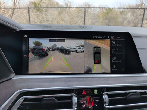 Certified 2022 BMW X5 xDrive40i w/ M Sport Package image 18