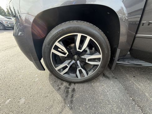 Used 2018 Chevrolet Tahoe Premier image 31