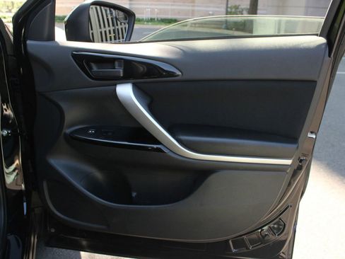 Used 2022 Mitsubishi Eclipse Cross LE image 25