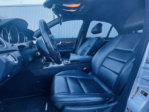 Used 2014 Mercedes-Benz C 250 Sedan image 10