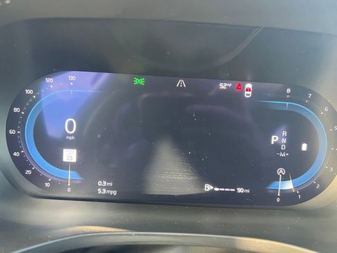 Used 2025 Volvo XC60 B5 Ultra w/ Climate Package image 21