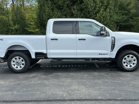 Used 2024 Ford F250 XLT image 28