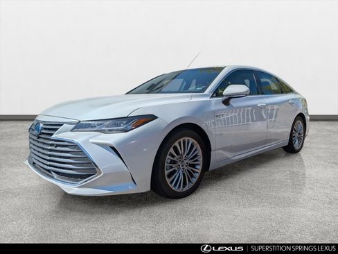 Used 2020 Toyota Avalon Limited w/ Advanced Safety Package FWD image 5