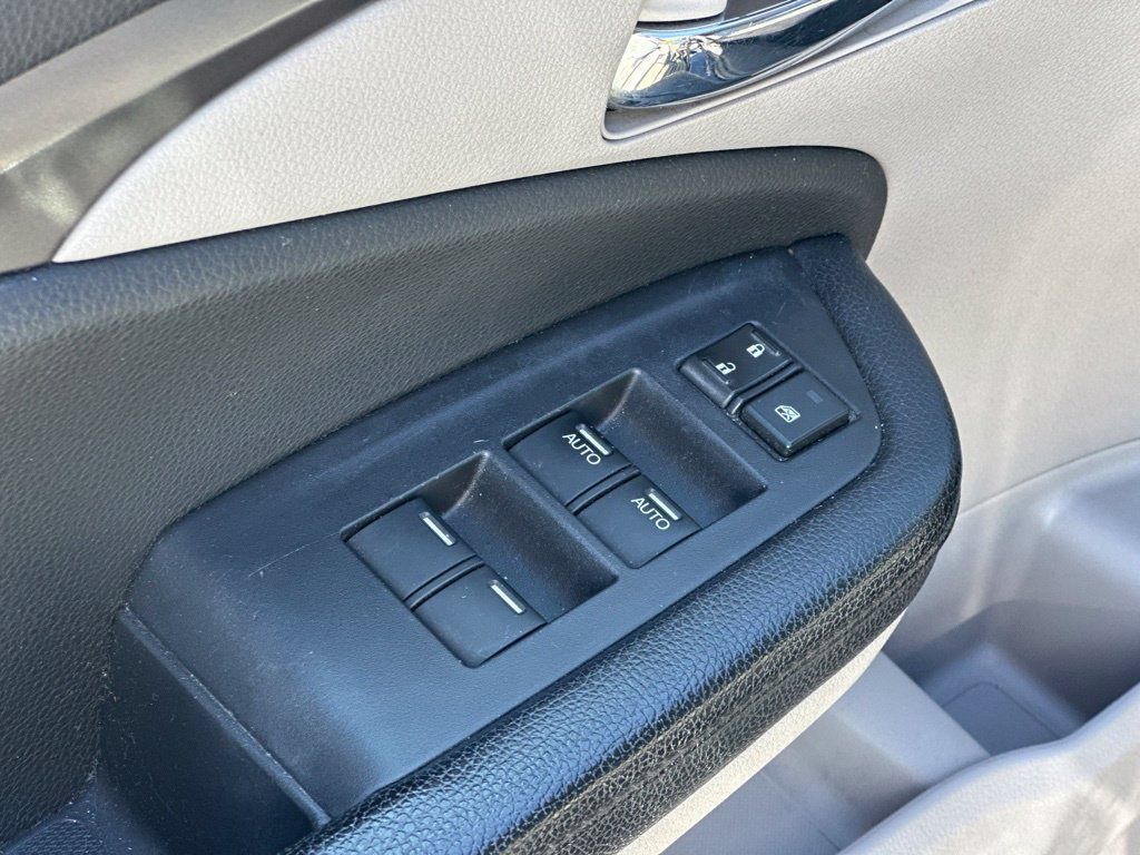 Used 2016 Honda Pilot EX-L image 18