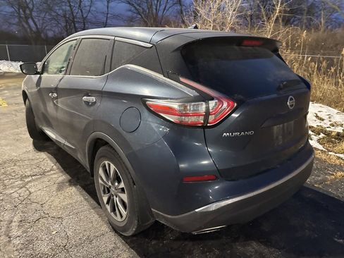 Used 2015 Nissan Murano S image 4