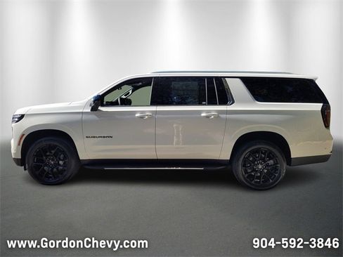 New 2026 Chevrolet Suburban LS image 2