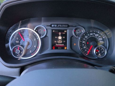 New 2026 RAM 2500 Tradesman AWD/4WD image 33