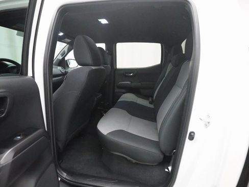 Used 2023 Toyota Tacoma TRD Sport image 15