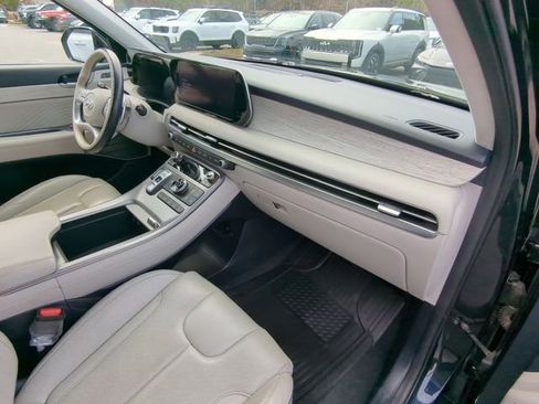 Used 2024 Hyundai Palisade Calligraphy image 43