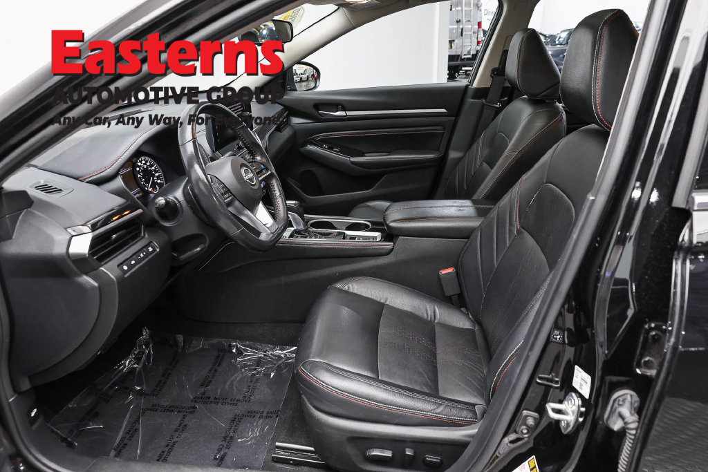 Used 2023 Nissan Altima 2.0 SR FWD image 15