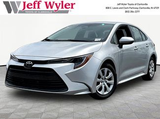 Used 2026 Toyota Corolla LE FWD video 1