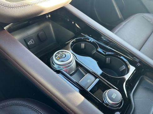 New 2026 Ford Explorer Platinum w/ LUX Leather Package image 18