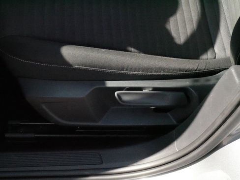 Certified 2023 Volkswagen Jetta S FWD image 20
