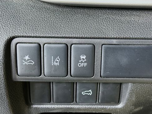 Used 2024 Mitsubishi Eclipse Cross SE image 16