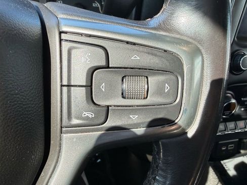 Used 2021 Chevrolet Silverado 1500 LT image 19