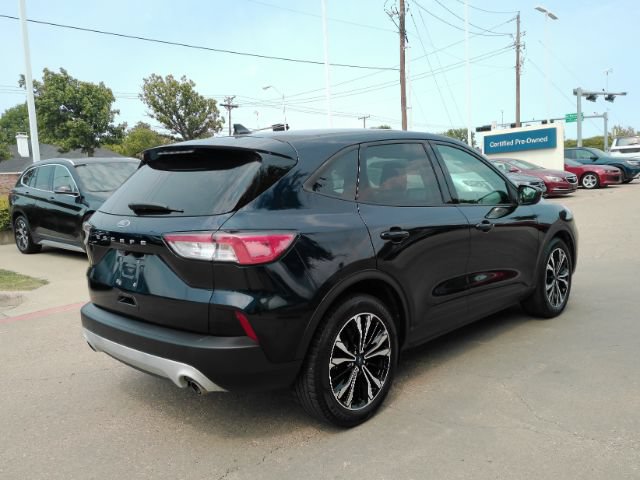 Used 2021 Ford Escape SE w/ SE Sport Appearance Package FWD image 6