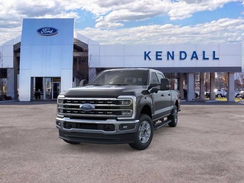 Used 2026 Ford F250 XLT w/ XLT Premium Package AWD/4WD image 2