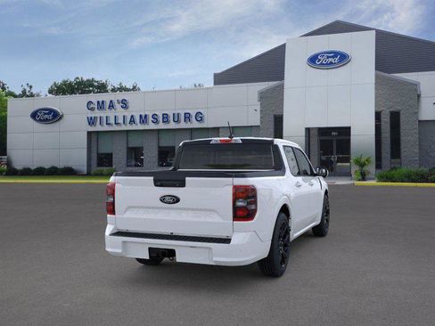 New 2025 Ford Maverick Lobo image 8