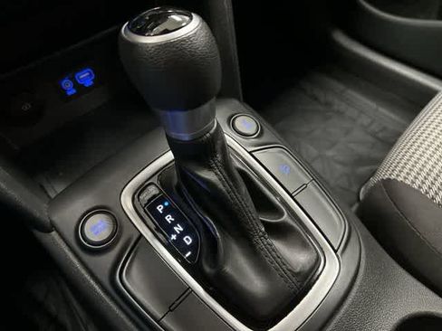 Used 2019 Hyundai Kona SE AWD/4WD image 24