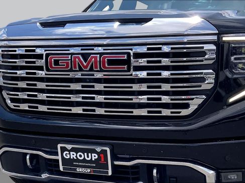 Used 2023 GMC Sierra 1500 Denali w/ Denali Reserve Package AWD/4WD image 30